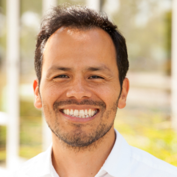 Michael Gomez